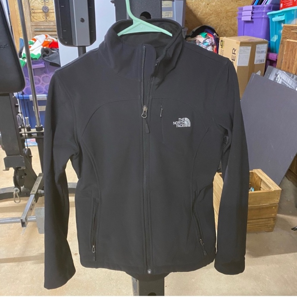 🍂 SOLD 🍂 THE NORTH FACE apex bionic jacket
